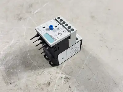 NEW SIEMENS 3RB2016-2PB0