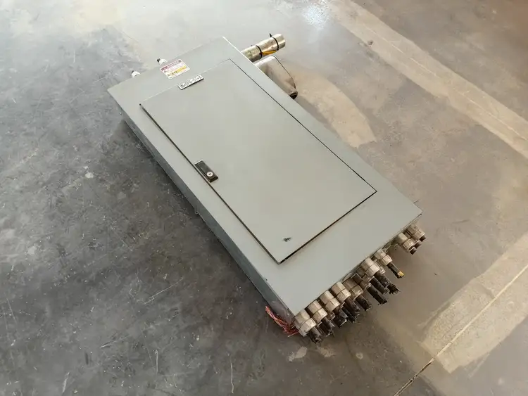 Used 2002 CUTLER-HAMMER PRL1A Switchgears British Columbia CA | Lenmark #1430893