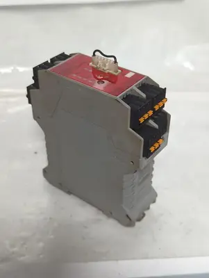 Used OMRON G9SX-AD322-T15-RT Miscellaneous Equipment (Electrical & Power) Ohio US | Surplus Asset Holdings #1445195