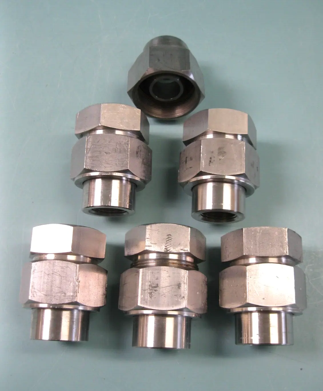 Lot (5) Complete 1" Cajon & Swagelok Stainless Union Fittings w (1) Partial G19