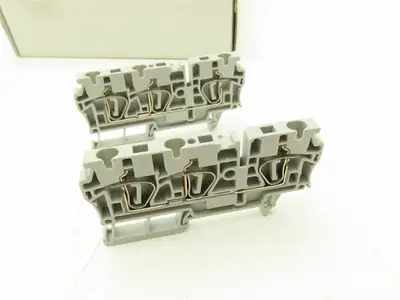 Allen Bradley 1492-L4T Feed-Through Terminal Block Gray 4mm Sq 800V Lot of 43