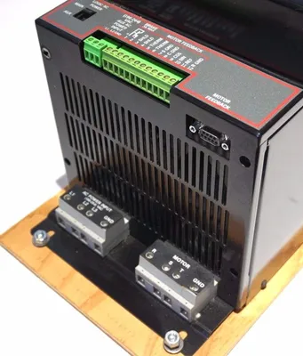 NEW EMERSON FX-8400