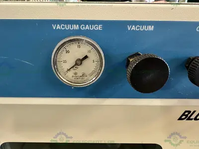 USED LINDBERG / BLUE M VO1218A VACUUM OVEN 6° TO 260°C, 1.5 CU. FT.