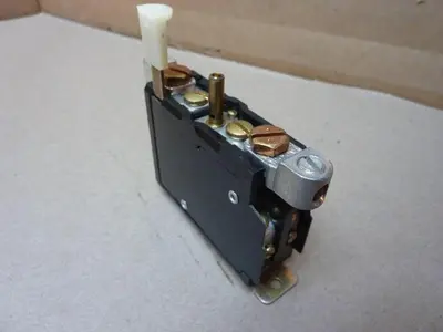 NEW ALLEN BRADLEY 815-COV4 SER K