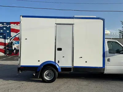 Used 2023 FORD E-350 Reefer Trucks Florida US | Truck and Van Outlet #1509225
