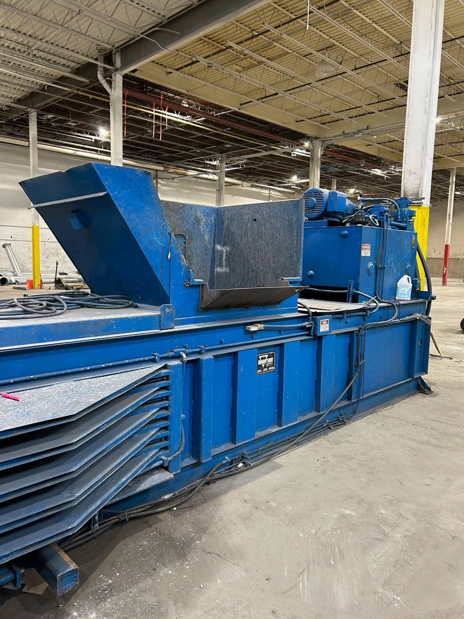 USED MARATHON SE 503042-830