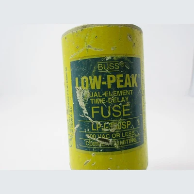 BUSS LOW-PEAK DUAL-ELEMENT TIME DELAY 300 AMP FUSE