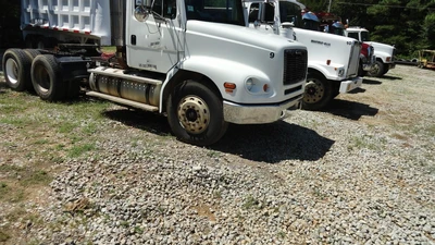 Used 2000 FREIGHTLINER FL112 Mobile Cranes Tennessee US | Ran Equipment #1398996