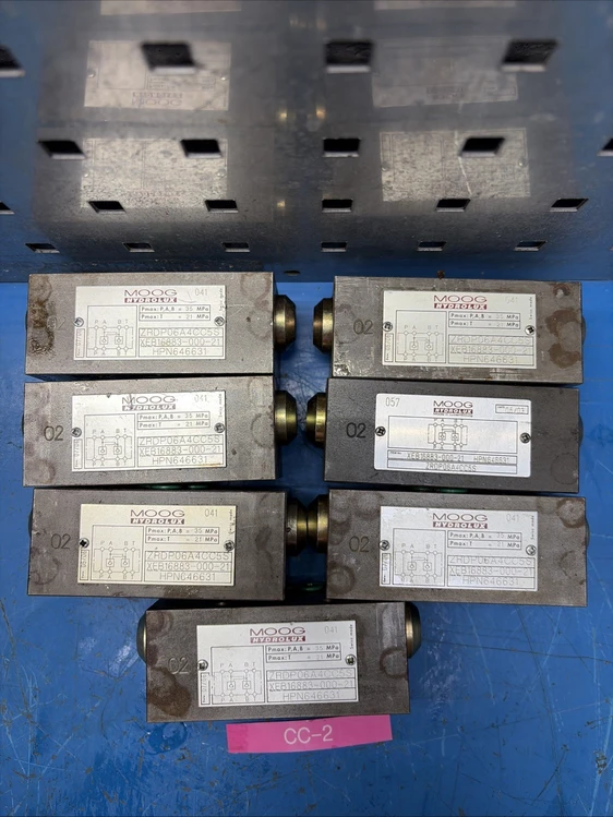 Used Moog Hydrolux Xeb16883-000-21 Valves/Fittings Indiana US | J&J Industrial Supply #1132459
