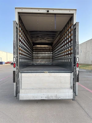 Used 2022 ISUZU "FTR" VAN BODY TRUCK - DIESEL (2022) Box trucks Texas US | MachineryMax #1488277