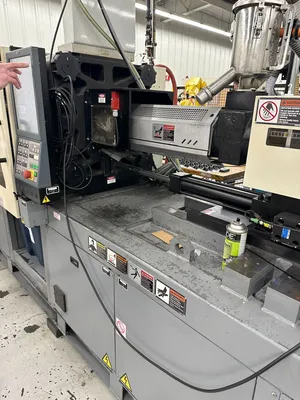 2014 NISSEI FNX110IIIA-18A Horizontal Plastic Injection Molding Machines | JYC MACHINERY (4)