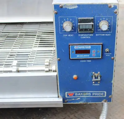 Bakers Pride APC18 Electric Countertop Commercial NSF Conveyor Oven