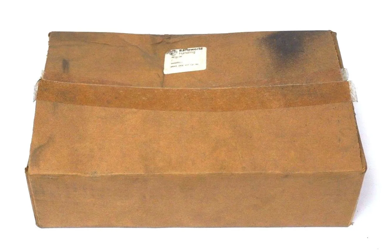 NEW BARLOWORLD HANDLING 800085311 BRAKE SHOE KIT