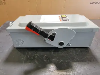 USED SQUARE D CH321N