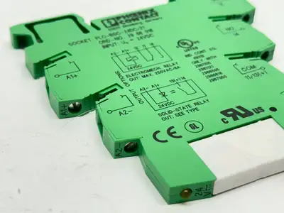 2966016,PLC-BSC-24DC/21 | Phoenix Contact PLC-BSC-24DC/21 Relay Base 2966016 w/ 2961118 6A 250V Relay - Used