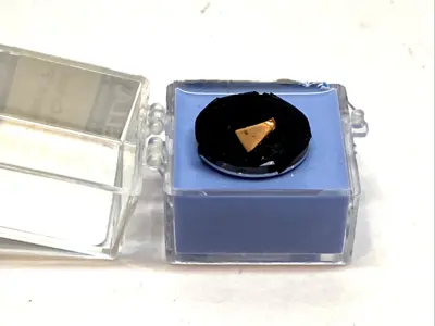 USED TED PELLA SEM GOLD ON CARBON TEST SPECIMEN HIGH RESOLUTION MOUNT F