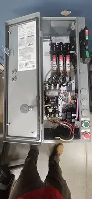 Allen Bradley 512-CFB-1-6XP-25R / 500F-CO*930 / TRS40R Combination Starter. L4E