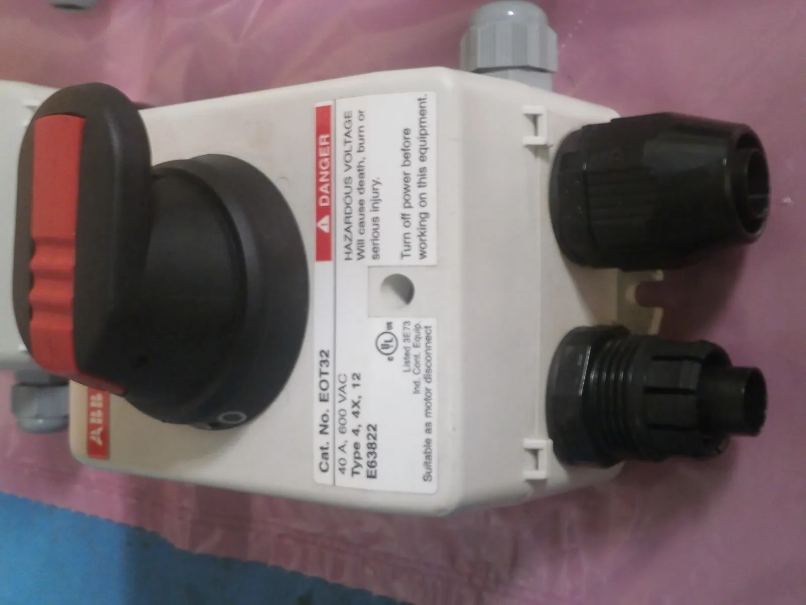 USED ABB EOT32 - PLASTIC CONNECTORS
