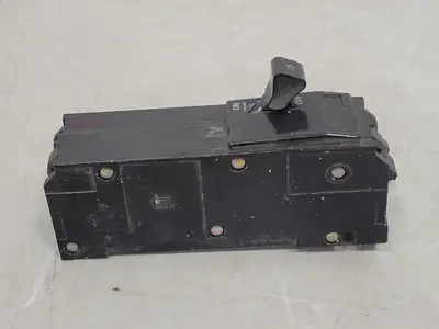 USED SQUARE D A1B215