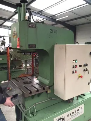 USED HYDROÏL 60 TON