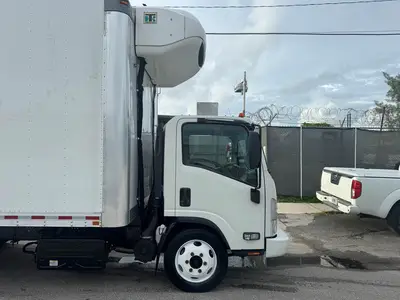Used 2019 ISUZU NPR XD Reefer Trucks Florida US | Truck and Van Outlet #1509164