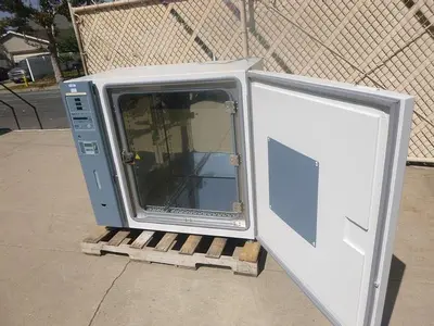 USED THERMO SCIENTIFIC 3310