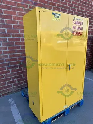 USED JUSTRITE 45 GALLON FLAMMABLE LIQUID STORAGE CABINET W/ SHELVES, KEY
