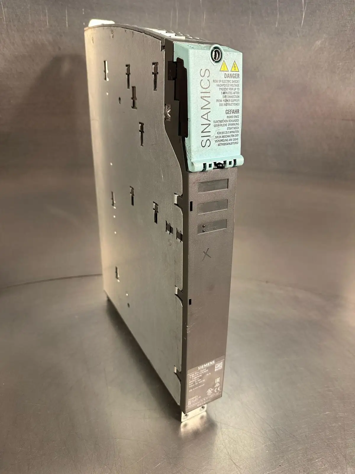 Siemens Sinamics 6SL3120-1TE15-0AA4 (8.4.2)