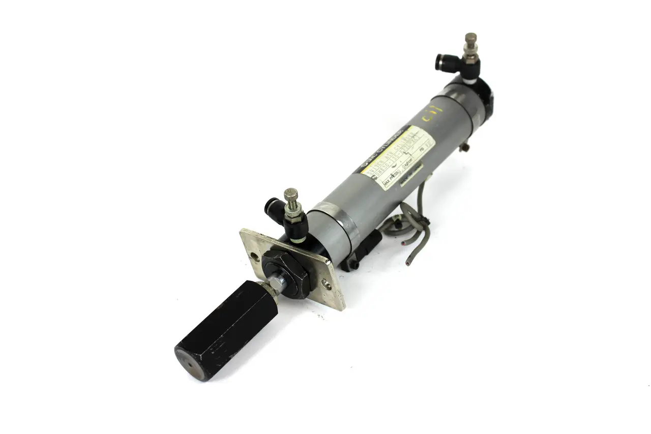USED SMC CDMB30-135-B77L-XC1