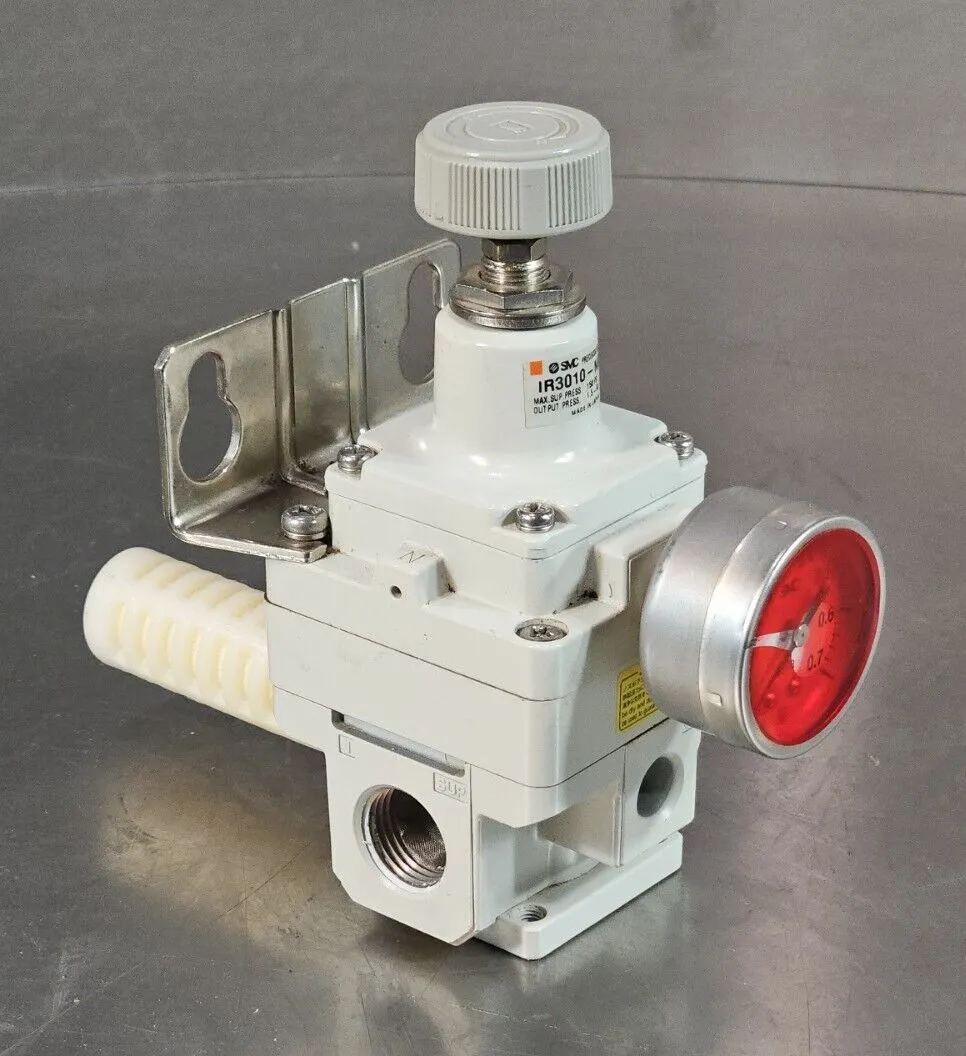SMC IR3010-N04B Precision Pressure Regulator 6C-10