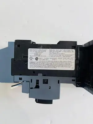 Used _UNKNOWN_ _UNKNOWN_ Circuit Breakers Pennsylvania US | Global Equipment International, LLC #1436762
