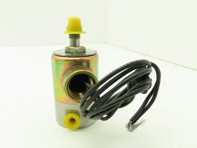 Honeywell Skinner V5D9695 Solenoid Valve 3-Way NO 74VDC 200 PSI 1/8" NPT