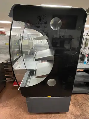 Used Fri Jado Used Fri Jado CLD25 Heated Grab & Go Air Curtain Merchandiser Display Warmer 220V Heated Cabinets & Displays Illinois US | Falcon Restaurant Supply #1376049