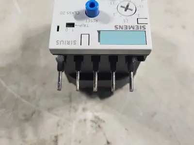 NEW SIEMENS 3RB2016-2PB0