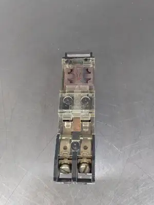 Allen Bradley 595-AB/B Auxiliary Contact Loc4D1