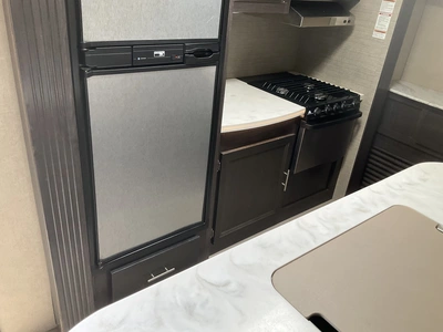 Used 2017 KEYSTONE 330BHSL Campers, Caravans, Motorhomes Michigan US | Miedema Asset Management Group #1355374