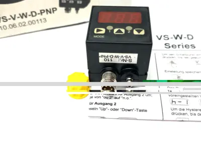 USED SCHMALZ DIGITAL VACUUM AND PRESSURE SWITCH 10.06.02.00113