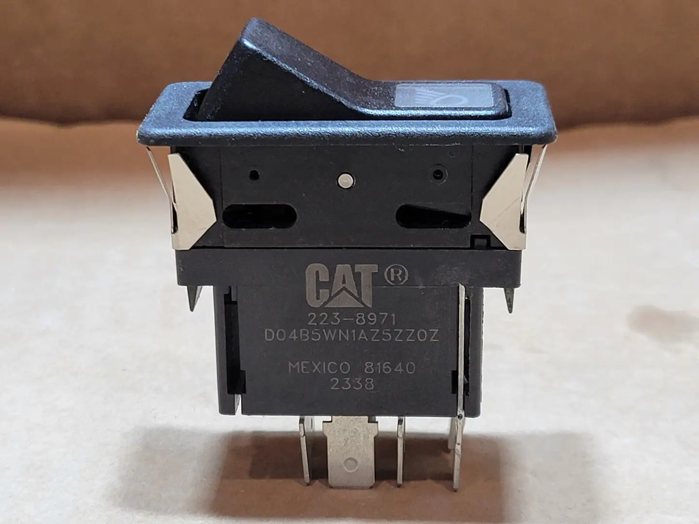 NEW CATERPILLAR 223-8971