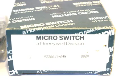 NEW MICROSWITCH HONEYWELL 922AA1Y-A4N PROXIMITY SWITCH 922AA1YA4N