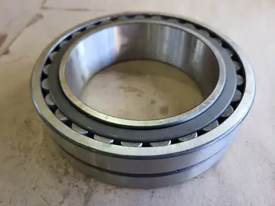 NEW SKF 23024 CCK/W33