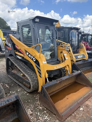 Used 2023 KATO CL35 Compact Track Loaders Tennessee US | Moore Equipment #1517243