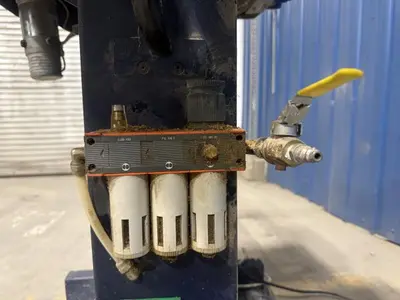 AMP Mitre-Mite VN4 Underpinner V-Nailer