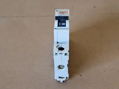 Used MERLIN GERIN 60687 Switchgears British Columbia CA | Lenmark #238923