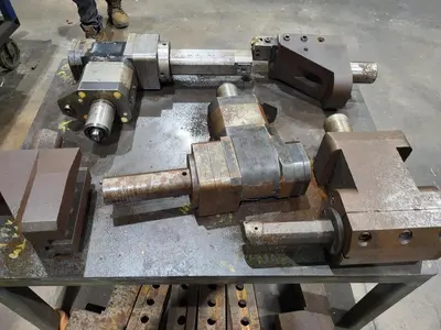 USED 1900 MAZAK TOOLING