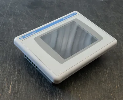 ALLEN BRADLEY 2711P-RP6D Panel View Plus 700 | Buy Per Pound (6)
