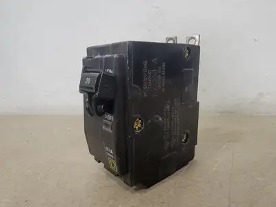 Used SQUARE D QOB220 Switchgears British Columbia CA | Lenmark #367175