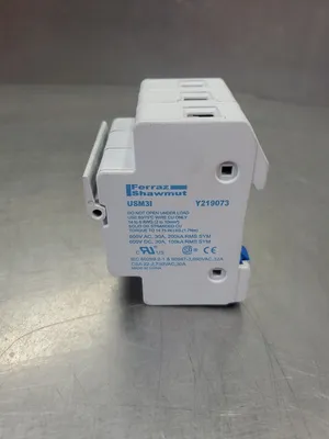 Ferraz Shawmut USM3I Y219073 Fuse Holder w/3-A60Q20-2 Fuses. 4D-30