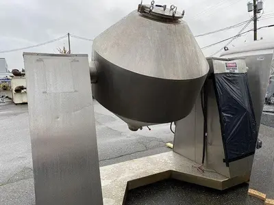 USED CHANGZHOU YIBU DRYING EQUIPMENT CO. SZG-1000