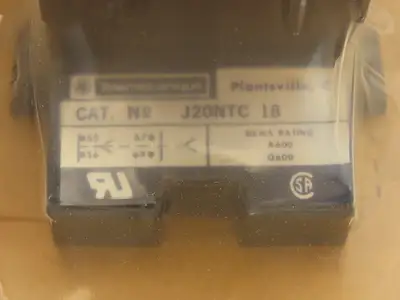 Telemecanique J20NTC18 Pneumatic Timing Control Relay 10-180 Sec On Delay
