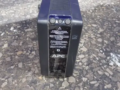 Used APC BR700G Uninterruptible Power Supplies Ohio US | HGR 24 #942621